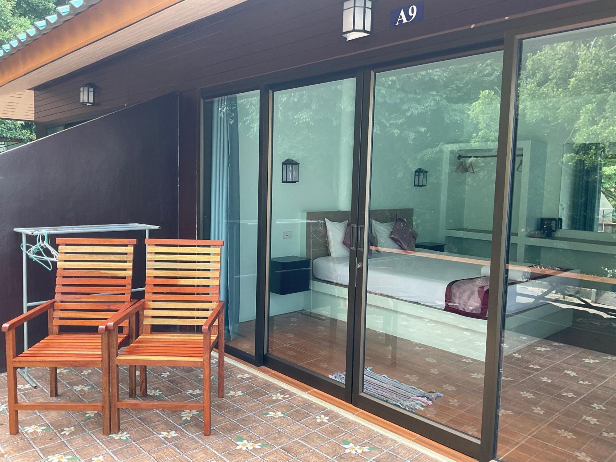 Ocean View Resort Ko Tao Exterior photo