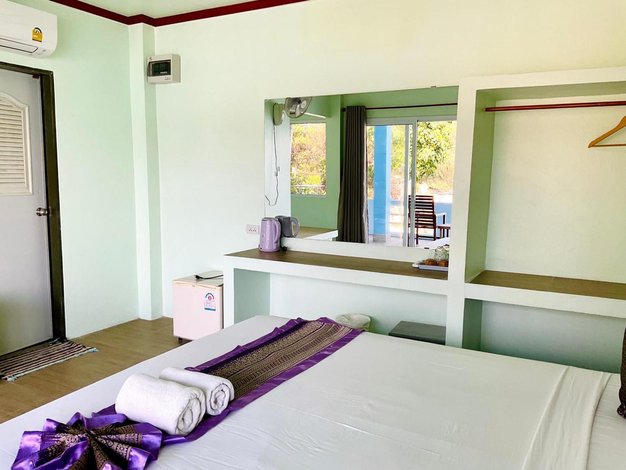 Ocean View Resort Ko Tao Exterior photo